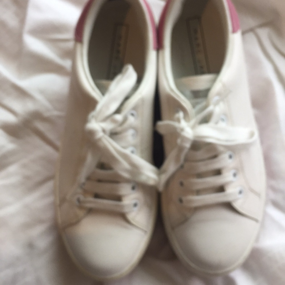 Platforms - Picture 7 of 8